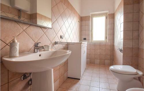 Nice Apartment In Camini With 2 Bedrooms
