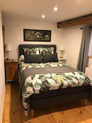 Apartamento Les G�tes Du Rac�me