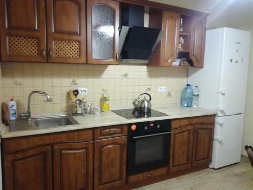 Gloria Park Apartment