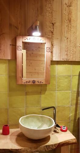 Hostal Le Jura En Toutes Saisons