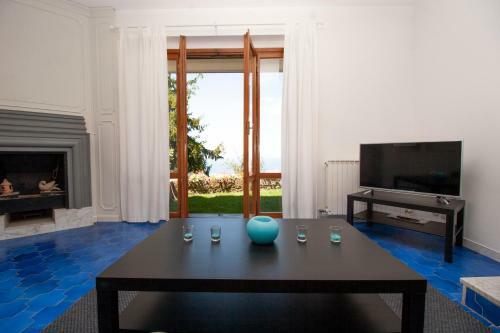 Villa Marina Pool & Sea View