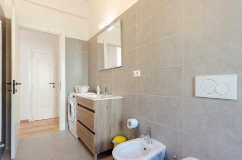 Apartamento Altido Charming 2-bed Flat With Terrace Near The Beach