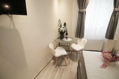 Hostal Alessio Premium Rooms