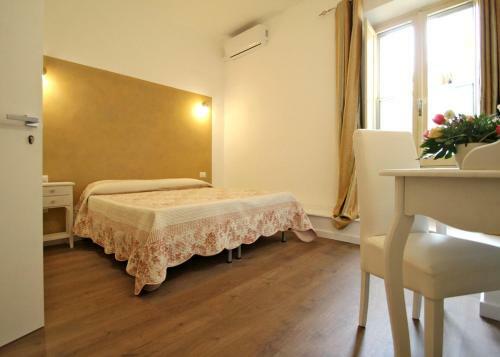 Hostal All'operetta Di Cagliari