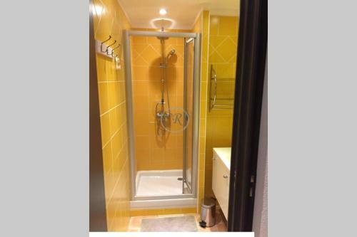 Apartamento T3 de Standing Avec Grande Terrasse Vue Colline