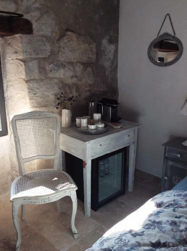 Hostal Les Terrasses de Boulbon B&B