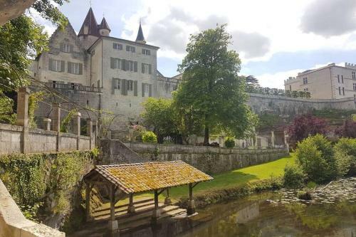 Villa Le Pavillon: Refuge Reposant, Exclusif, Au Ch�teau