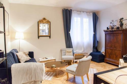 Beautiful Designer Apartment In Boulogne