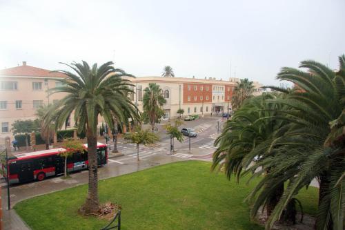 Holiday Apartments Malvarrosa Beach
