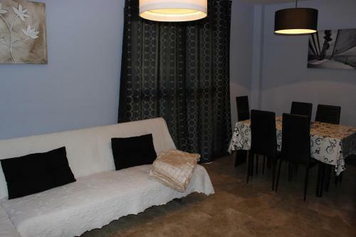 Holiday Apartments Malvarrosa Beach