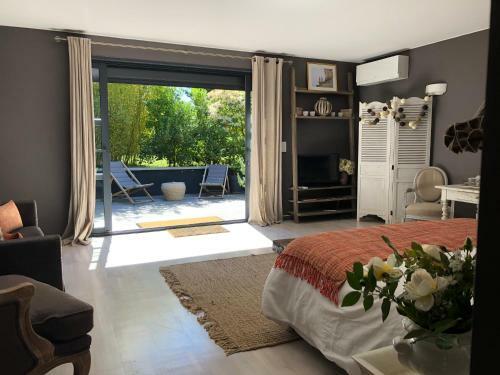 Bed & Breakfast Chambre D'h�te Bordeaux