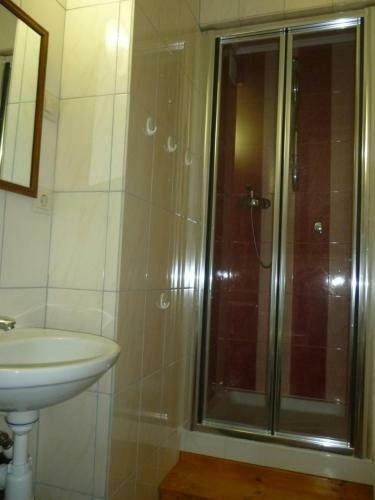 Hostal ????????? ??????? Victoria