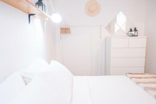 Apartamento Minimalist Chic A Villanova 3bdr - 2bth - Wifi