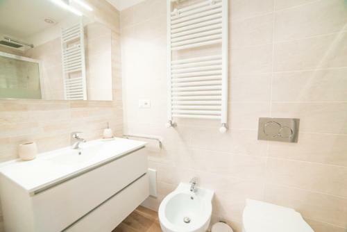 Apartamento Minimalist Chic A Villanova 3bdr - 2bth - Wifi