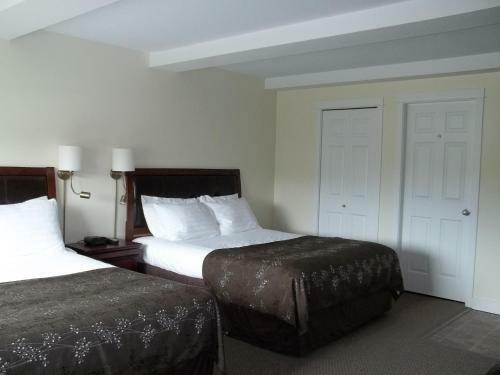 Motel Bayshore Waterfront Inn