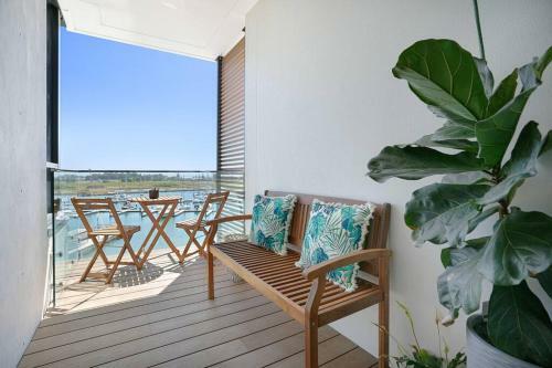 Entire Shell Cove Marina Ocean Front 3 Bedroom 2 Bathroom Apartment