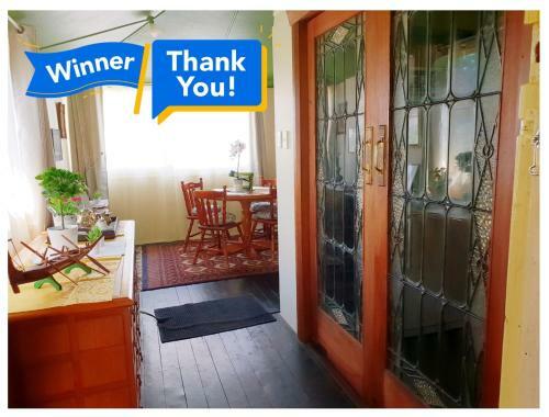 Unique 1920's Historic Retreat! Pet Friendly!