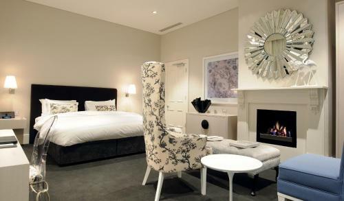 The Stirling Hotel