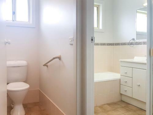 Redman 1 10 Redman Place Great Duplex Close To