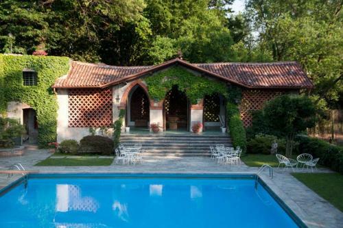 Villa La Vescogna, Historic House With Pool