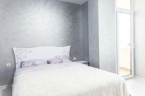 Apartments Roksolany 16