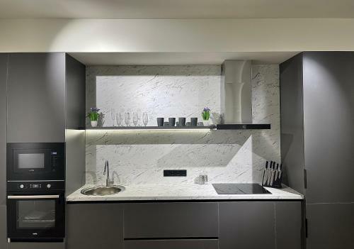 Luxury Apartments-belochka