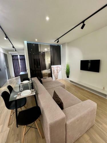 Luxury Apartments-belochka