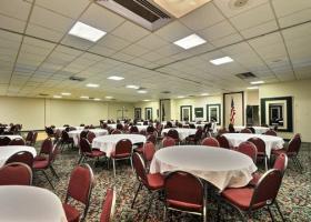 Motel Quality Inn & Suites