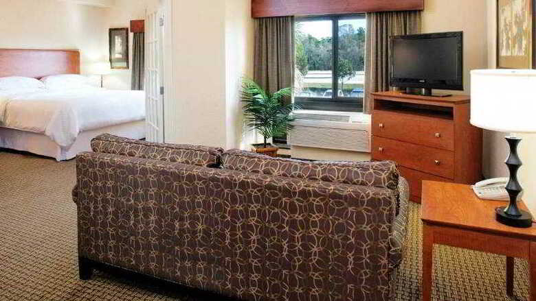 Hotel Four Points By Sheraton Fort Myers Airport