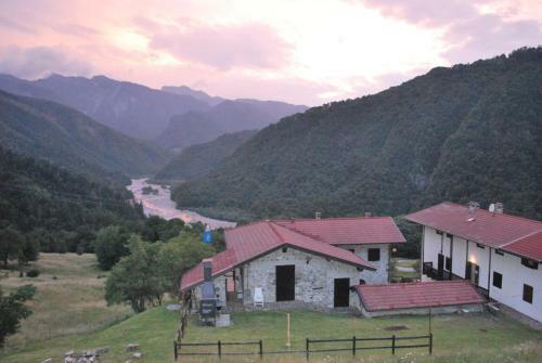 Hostal Rifugio Malga Grasia