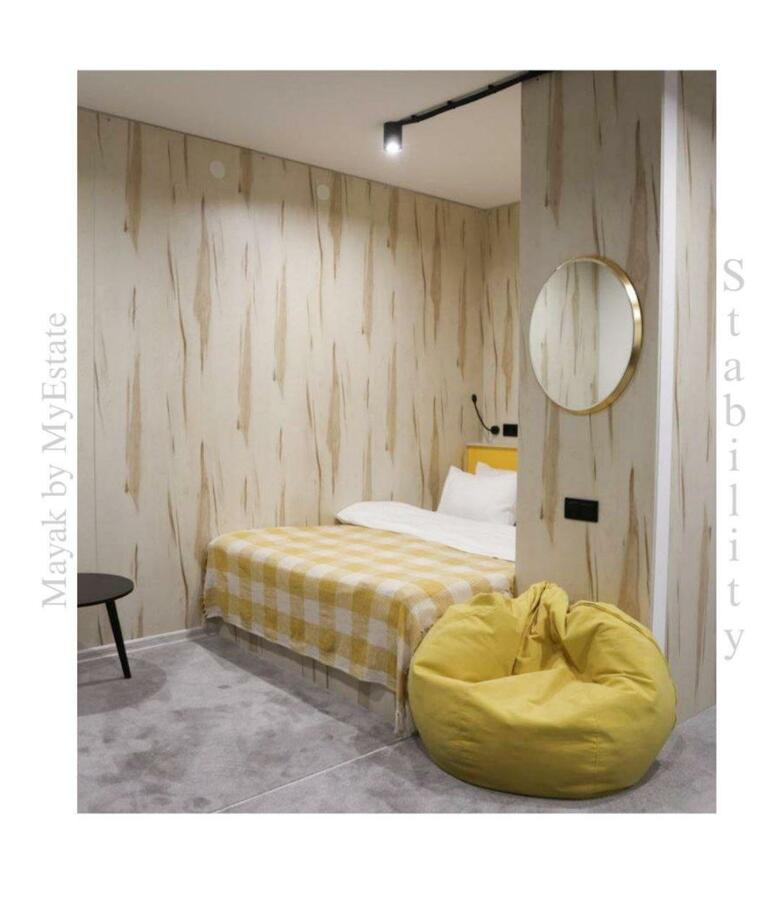 Aparthotel "mayak Yablunytsia"