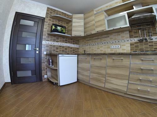 Apartment On Kyivska Street 2953