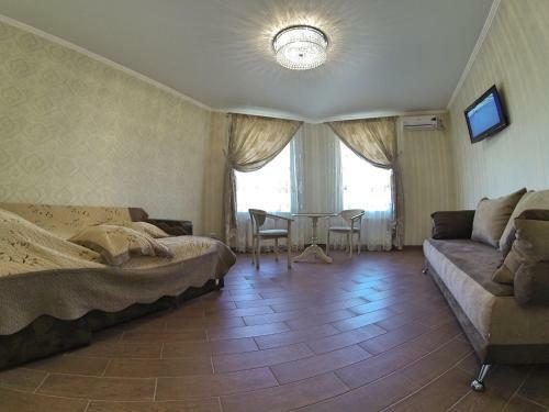 Apartment On Kyivska Street 2953