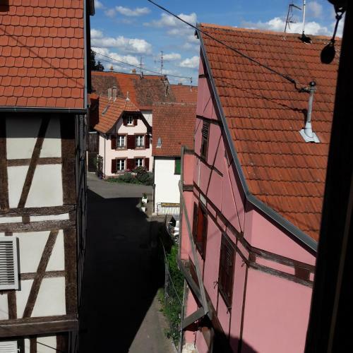Apartamento Comme Une Tour Dans Le Centre Historique