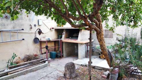 Casa In Zona Tranquilla A Carbonia