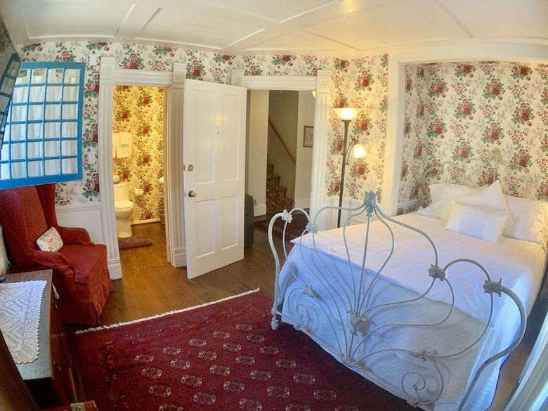 Bed & Breakfast Bath Street Inn