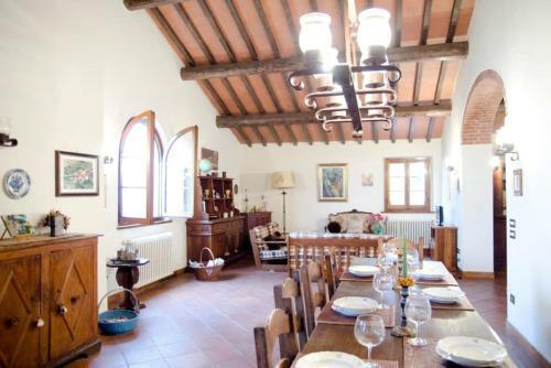 Podere Belvedere - Villa With Private Swimming Pool