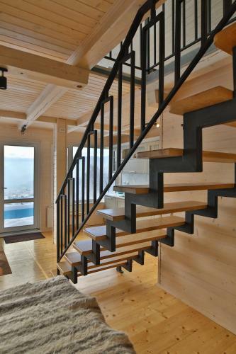 Top House