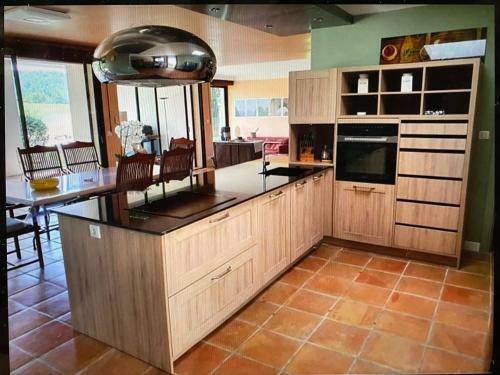 Villa & Jacuzzi - Golf De Barbaroux