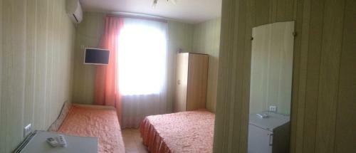 Hostal V Lad I Mir Guesthouse