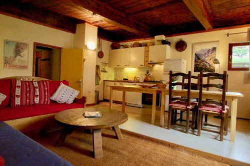 Snowgums Chalet Apartments