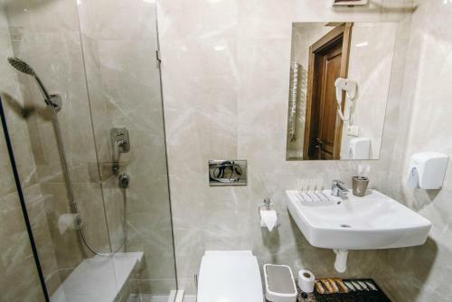 Hotel Diamond Resort Black