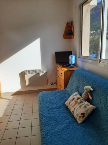 Sweet Apartment With Direct Access To Skiing