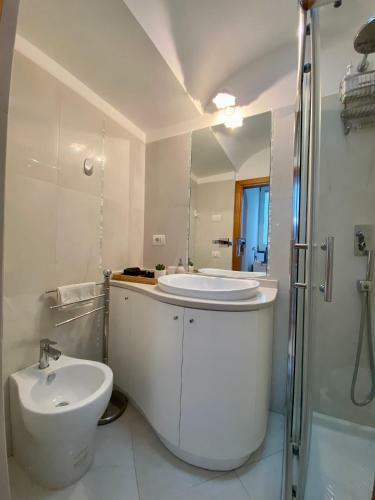 Suite Posterus 5