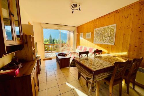 Apartamento Nice Cosy Apt With Balcony In Brian�on