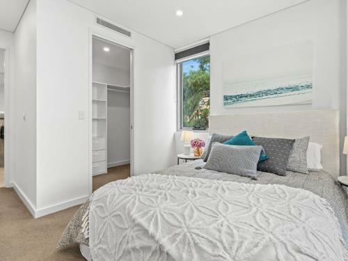 Sea Breeze On Campbell Unit 2 At 7 Campbell Cres