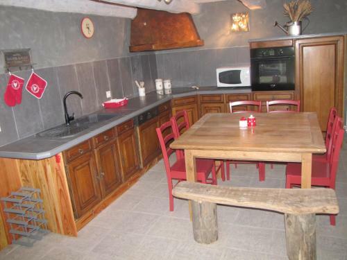 Gite de Charme Auvergne Cab'�ne