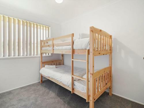 Oakland Holiday Home