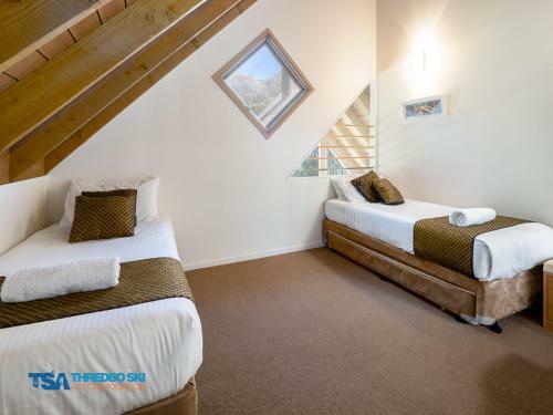 Indi Chalet