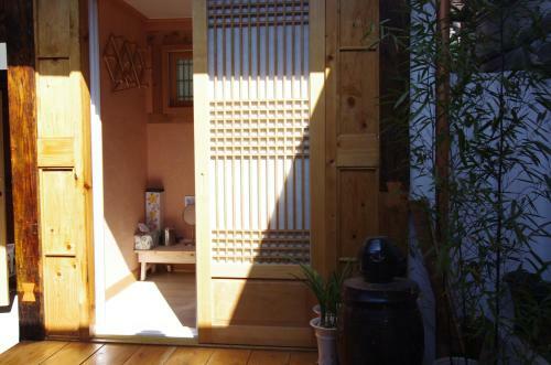 Hostal Guesthouse Nuha